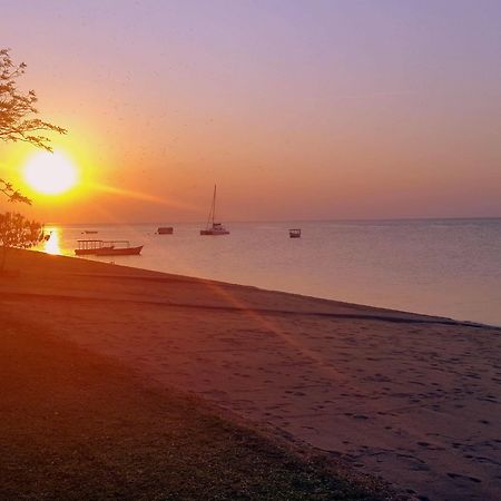 Tranquilo Resorts Capemaclear Chembe Bagian luar foto