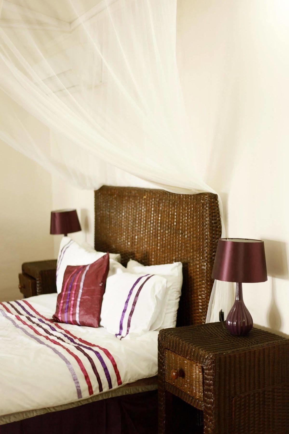 Tranquilo Resorts Capemaclear Chembe Bagian luar foto